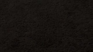 Любимая секс игрушка Алисы Эрнандес заставляет ее биться в экстазе