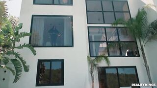 Чудик Джорди Эль-Ниньо Полла трахает риэлторшу на презентации дома