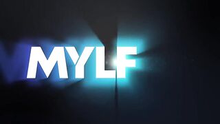 Сексуальные училки учат студентов трахаться в ХХХ подборке от MYLF