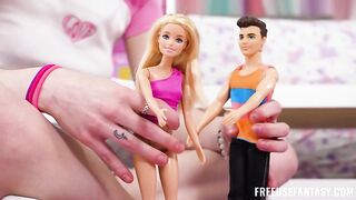 Извращенка Венера Виксен в своих фантазиях трахается с Барби и Кеном