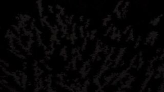 Реальный оргазм черной красотки Сельвы Лапьедра мастурбирующей на кухне