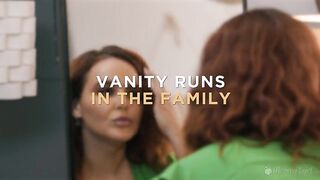 Пышнотелая мачеха Наташа Найс орально подготовила Афтен Опал к свиданию