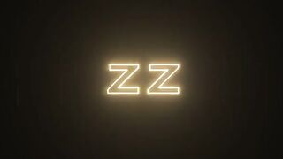 Девушка-эстет Иви Риз оценила большое произведение искусства Дэнни Ди