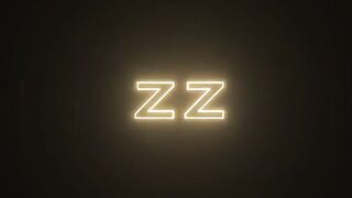 Весельчак Ксандер Корвус приготовил отбивную из киски жены брата Мими Моне