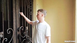 Шалунья Ари Электра попробовала «‎колбаску»‎ парня подруги Джимми Майклса