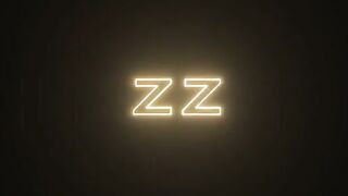 Массажистка Скарлетт Алексис улучшает кровообращение в членах клиентов