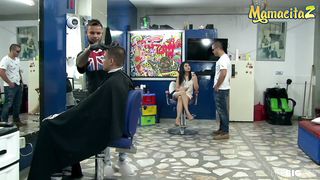Латинский гангстер оттрахал парикмахершу в барбершопе