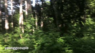 Грубый и глубокий анальный секс с фитоняшкой на прогулке в лесу