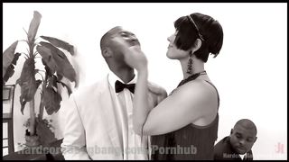 Актриса орет пока четверо коллег агрессивно ебут её в три дырки