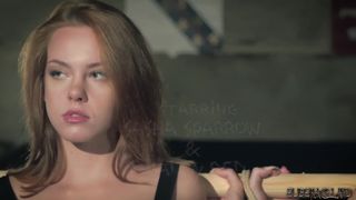 Мастер устроил связанным подругам секс пытки воском, поркой и мастурбацией