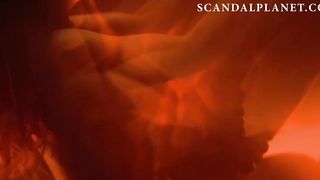 Красивая секс сцена с Эмили Браунинг из сериала «Американские боги»