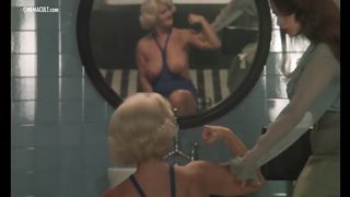 Подборка винтажных секс сцен из фильмов с Деборой Каприольо
