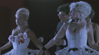 Итальянская классика эротики 1992-го года «Все леди делают это» (Cosi fan tutte)