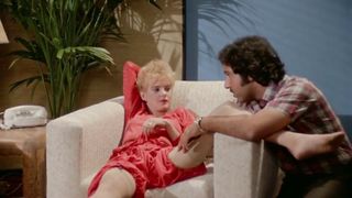 Порно фильм 1983-го года «Сладкие молодые кошечки» (Sweet Young Foxes)