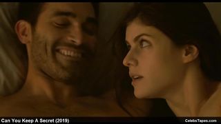 Александра Даддарио эротично трахается с другом в фильме «Ты умеешь хранить секреты?»