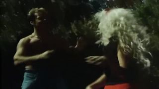 Бэкстейдж со съемок классической порнухи с Рокко Сиффреди