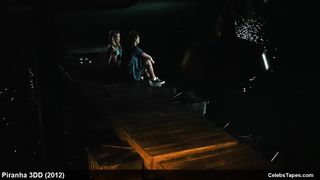 Горячие Даниэль Панабакер, Ирина Воронина и Катрина Боуден в бикини в комедии «Пираньи 3DD»