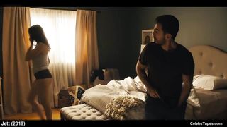 Карла Гуджино и Райя Кильстедт в сексуальном белье в сериале «Джетт»