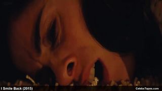 Большие сиськи Сары Сильверман и грубый секс с ней в фильме «Я улыбаюсь в ответ»