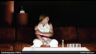 Откровенные сцены лесбийского секса в драме «Девушка с центрального разворота»