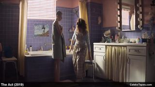 Голая Джои Кинг светит сиськами перед мамкой в сериале «Притворство»