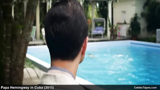 Голые Джоэли Ричардсон и Минка Келли в секс сценах из фильма «Папа»