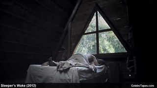 Голая Джей Энсти в секс сцене из ужастика «Пробуждение спящего»