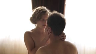 Голая Альба Аугуст занимается сексом с редактором в фильме «Быть Астрид Линдгрен»